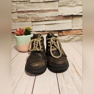Brown Toddler Timberland leather boots size 9